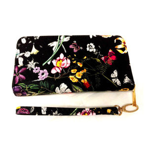 Wallet Womens Clutch Zip Up Wristlet Black Floral